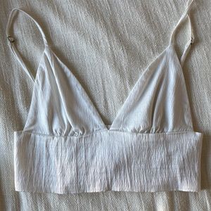Zara triangle crop top size XS
